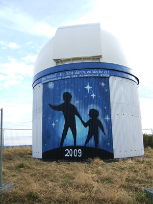 Die Sternwarte Dresden-Gönnsdorf entsteht im Internationalen Jahr der Astronomie 2009.